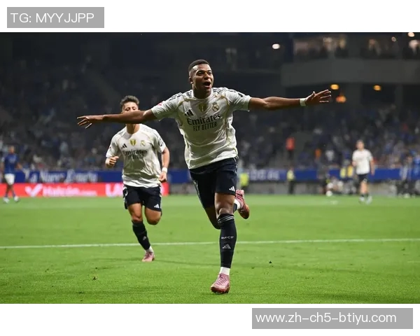 西甲争冠白热化巴萨领先皇马四分双线对决姆巴佩或将缺席